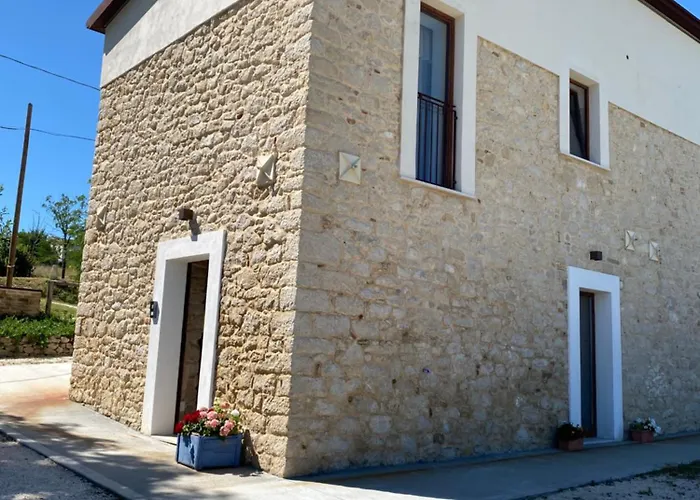 Casalecipriano - With Swimming Pool Prázdninový dům *